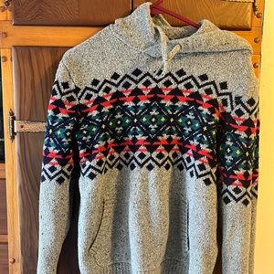 American Eagle Men’s hoodie sweater